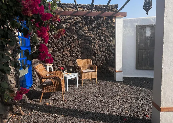 Privategardens Doublebed Freep Tv Wifi Holiday home Uga