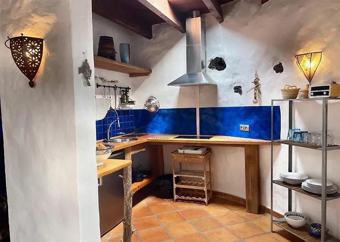 Holiday home Privategardens Doublebed Freep Tv Wifi Uga