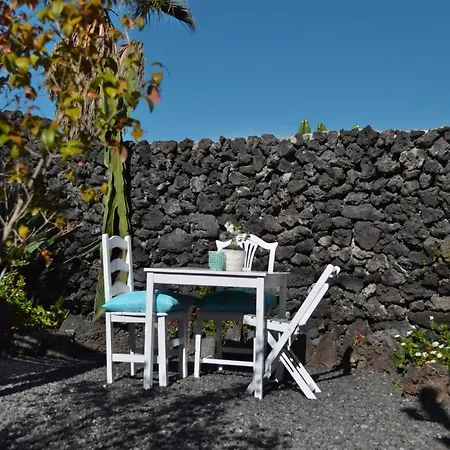 Privategardens Doublebed Freep Tv Wifi 펜션